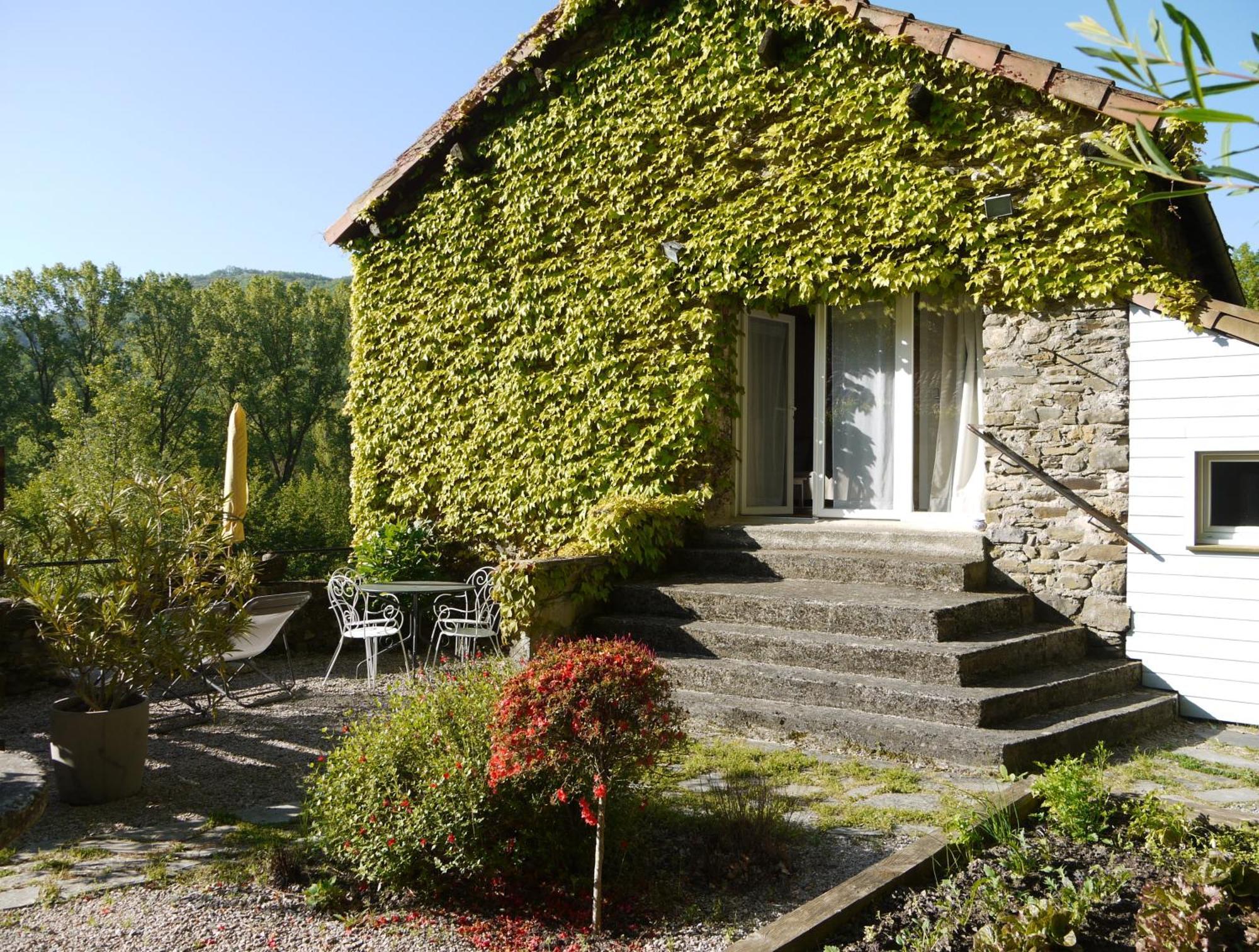 Bed and Breakfast Les Jardins De Lumiere Brusque Esterno foto