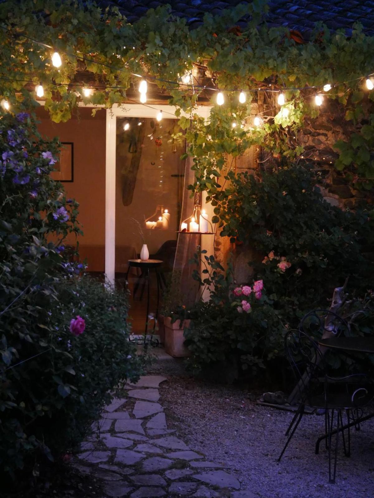Bed and Breakfast Les Jardins De Lumiere Brusque Esterno foto