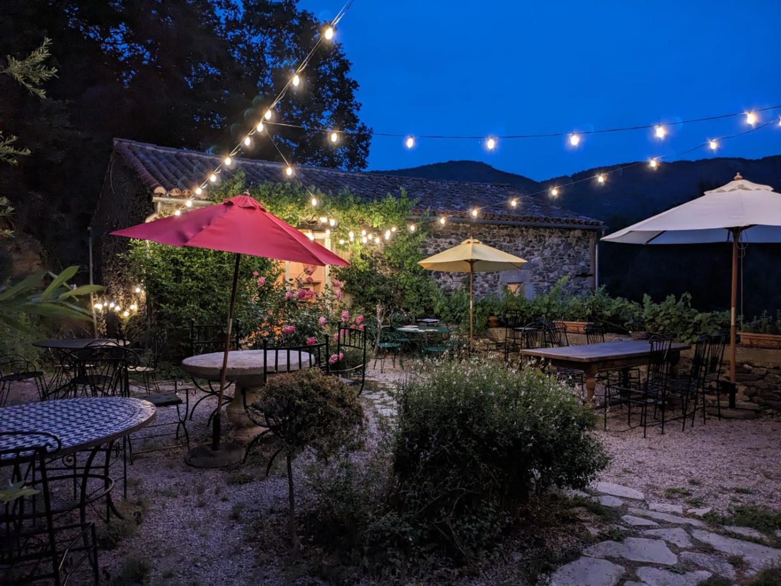 Bed and Breakfast Les Jardins De Lumiere Brusque Esterno foto